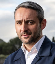 <p>Antoine Pétrus, duplo Meilleur Ouvrier de France (duplo Melhor Operário de França).</p>